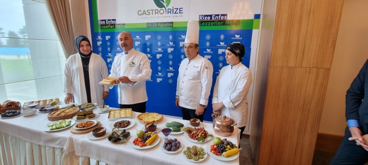 GastroRize Festivalinin basın toplantısı Ramada otelde düzenledi